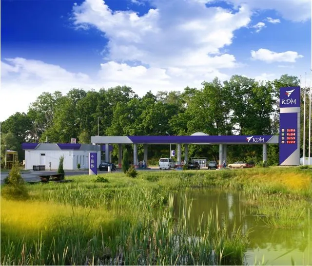 Stacja paliw KDM w Porajowie — widok ogólny
